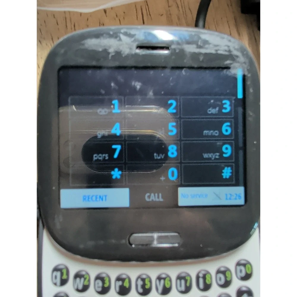 Microsoft Kin One - Black Powers On Works Cool Phone